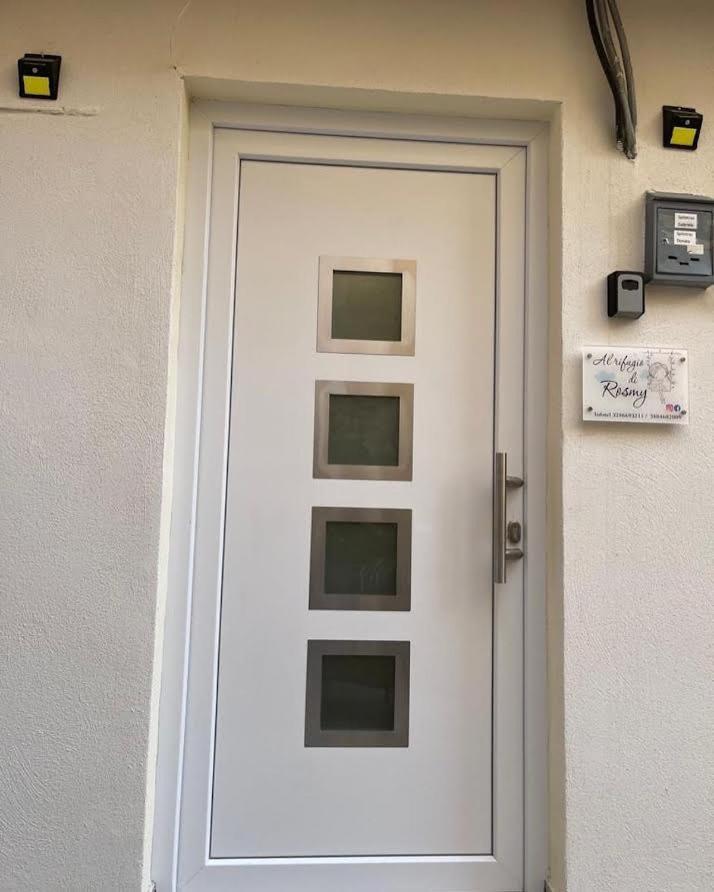Al Rifugio Di Rosmy Apartment Bari Exterior foto